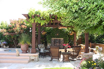 Spring Tour Showcases Unique Gardens Designed for Relaxing and Entertaining