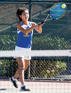 Chargers, Bruins Battle in Girls Tennis