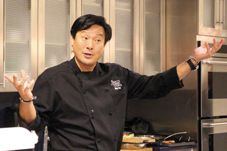 Chef Ming Tsai Demos at Macy's Valley Fair