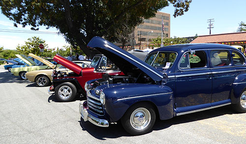 Iconic Cars Support American Legion Post 419