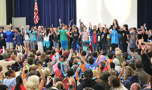 Washington Open Elementary School Begins Day on High Note with Weekly Open Sing