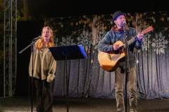 Inside-Tree-Lighting-006