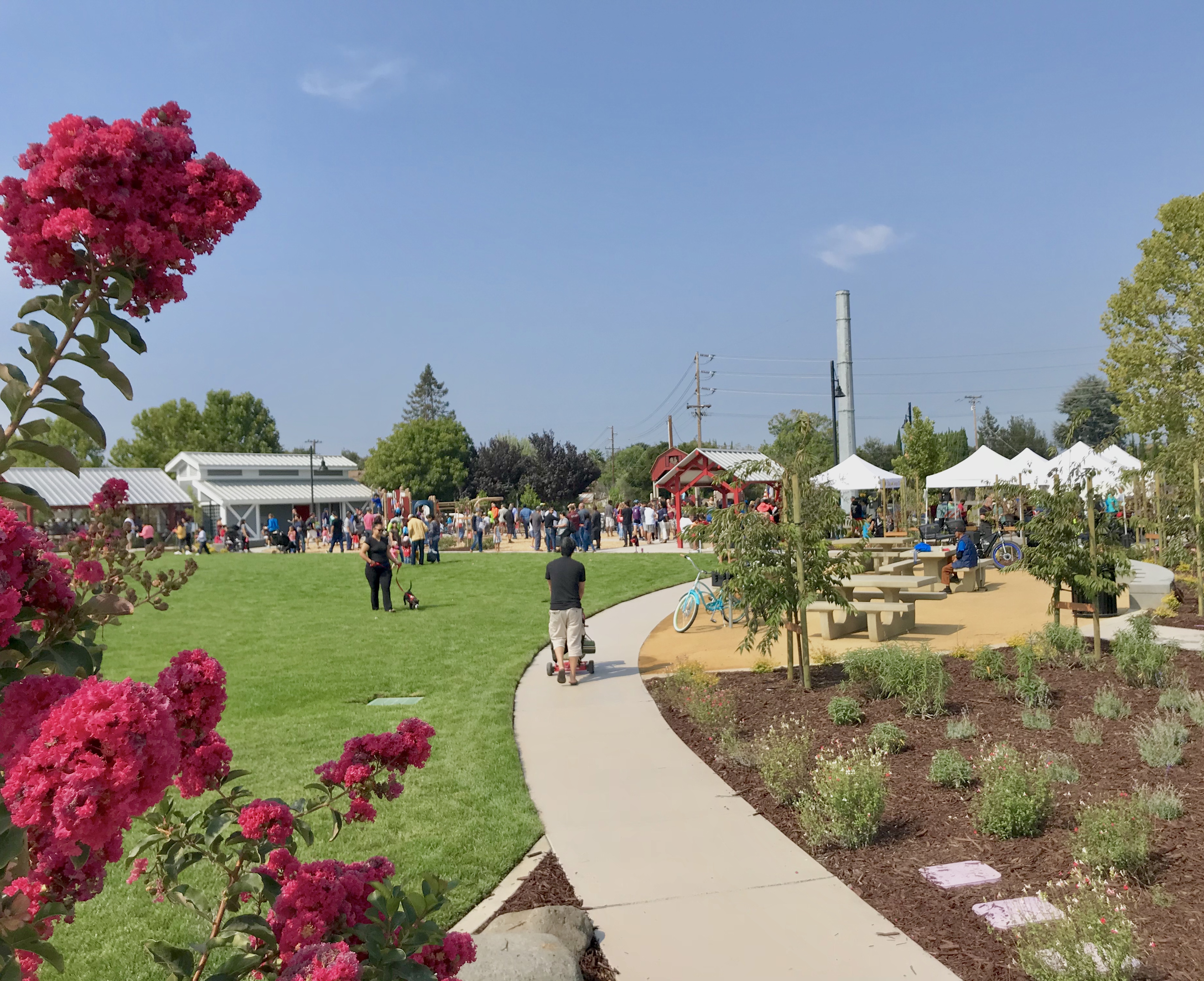 Neighborhood Park Community Garden Grand Opening Brings Hundreds